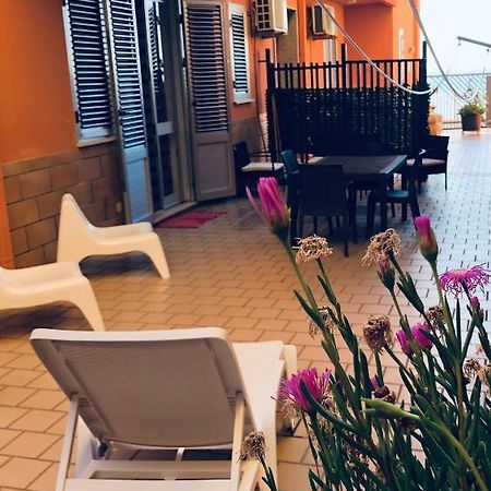 Casa Vacanze Kristel Balestrate Eksteriør bilde