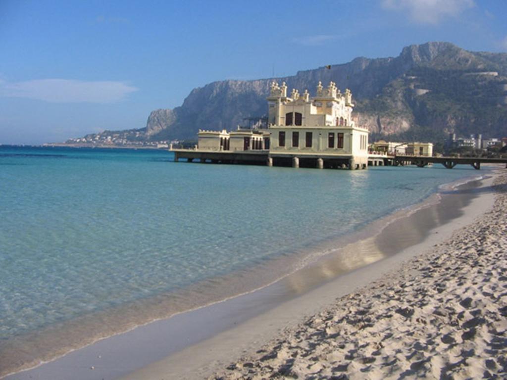 Casa Vacanze Kristel Balestrate Rom bilde